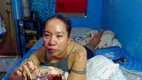 Snapshot of takemetoheavenbaby chatting on 05-07-26, 03:23 anne online show from 05-07-26, 03:23
