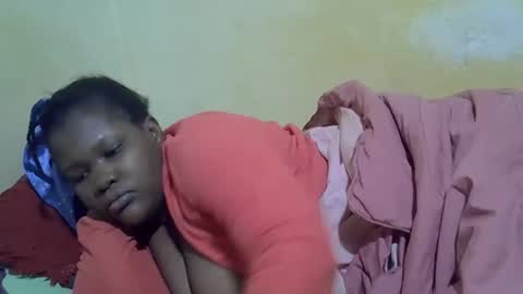 Snapshot of taliah254 chatting on 09-30-25, 02:49 taliah254 online show from 09-30-25, 02:49