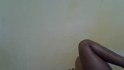 Snapshot of taliah254 chatting on 10-19-25, 08:31 taliah254 online show from 10-19-25, 08:31