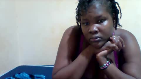 Snapshot of taliah254 chatting on 10-31-25, 05:41 taliah254 online show from 10-31-25, 05:41