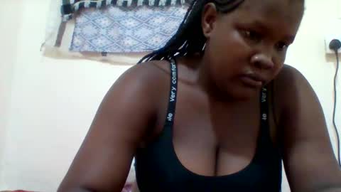 Snapshot of taliah254 chatting on 02-08-26, 01:14 taliah254 online show from 02-08-26, 01:14
