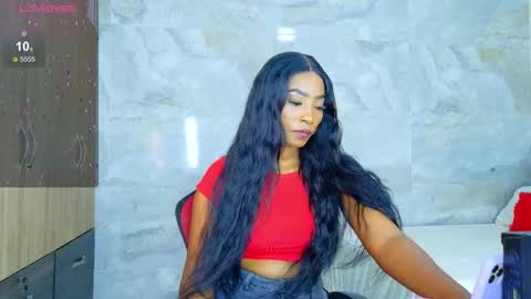 taliana  modelo independiente online show from 03-20-26, 02:27