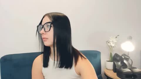 Snapshot of taliasensitive chatting on 02-20-26, 06:37 taliasensitive online show from 02-20-26, 06:37