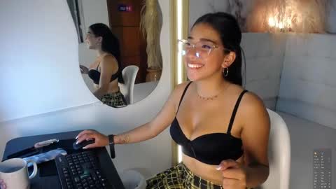 taliasweett online show from 05-07-26, 07:52