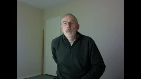 Snapshot of taliesin4321 chatting on 02-20-25, 03:01 Jack Pierrot online show from 02-20-25, 03:01