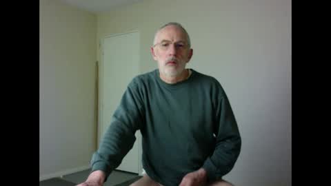 Snapshot of taliesin4321 chatting on 03-12-25, 08:31 Jack Pierrot online show from 03-12-25, 08:31