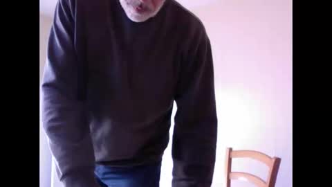 Snapshot of taliesin4321 chatting on 10-17-25, 11:35 Jack Pierrot online show from 10-17-25, 11:35