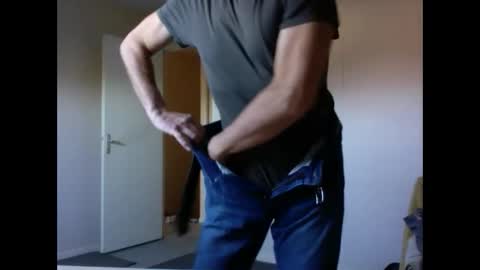 Snapshot of taliesin4321 chatting on 10-24-25, 07:38 Jack Pierrot online show from 10-24-25, 07:38