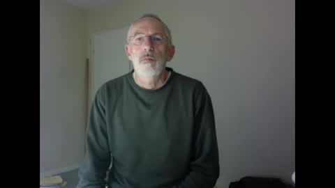 Snapshot of taliesin4321 chatting on 11-01-25, 04:25 Jack Pierrot online show from 11-01-25, 04:25