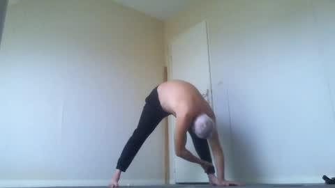 Snapshot of taliesin4321 chatting on 11-09-25, 07:39 Jack Pierrot online show from 11-09-25, 07:39