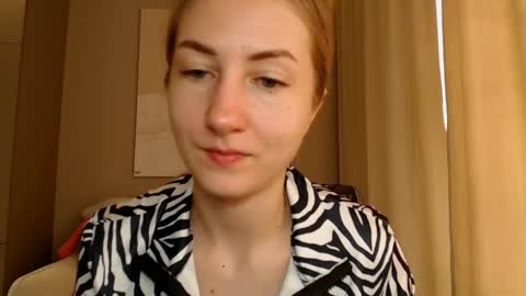  Kira  online show from 02-11-25, 12:05