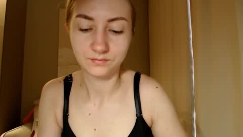  Kira  online show from 02-13-25, 06:09