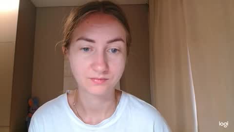  Kira  online show from 09-12-25, 05:40