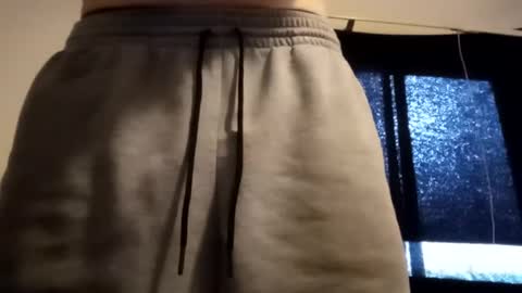 Snapshot of talllighthandsom chatting on 12-22-24, 08:47 talllighthandsom online show from 12-22-24, 08:47