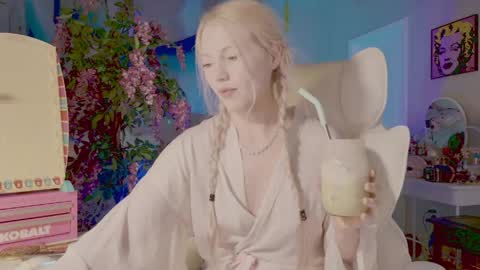 Snapshot of talulaa chatting on 04-19-26, 05:12 Talula - OF talulaa online show from 04-19-26, 05:12