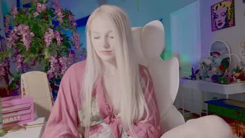 Snapshot of talulaa chatting on 04-30-26, 08:48 Talula - OF talulaa online show from 04-30-26, 08:48