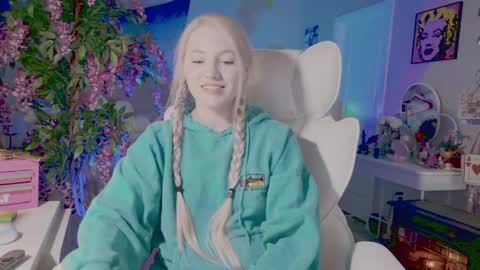 Snapshot of talulaa chatting on 05-04-26, 08:16 Talula - OF talulaa online show from 05-04-26, 08:16