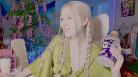 Snapshot of talulaa chatting on 05-23-26, 11:53 Talula - OF talulaa online show from 05-23-26, 11:53