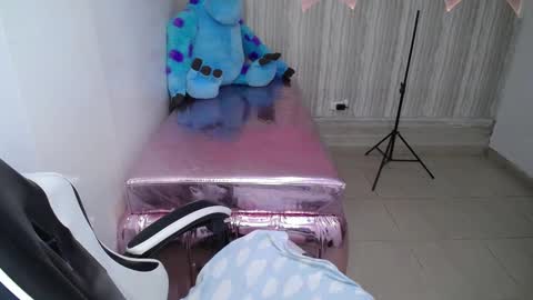 Tamara online show from 11-26-25, 04:02