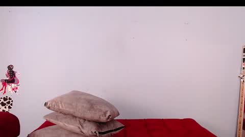 Tammy Modelo independiente YEAH online show from 12-03-24, 08:28