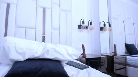 Snapshot of tamhy_ferrara chatting on 02-08-25, 08:53 Tamhy online show from 02-08-25, 08:53