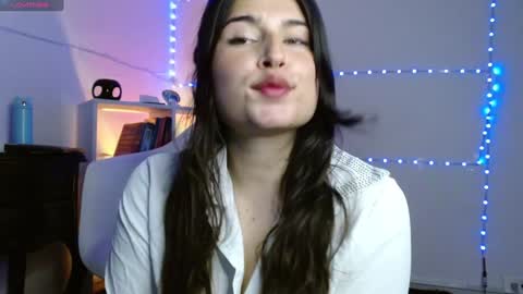 Snapshot of tami_ramirez__ chatting on 01-11-25, 07:17 Tami online show from 01-11-25, 07:17