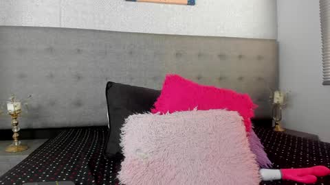 Tamy Vega online show from 01-18-25, 02:02