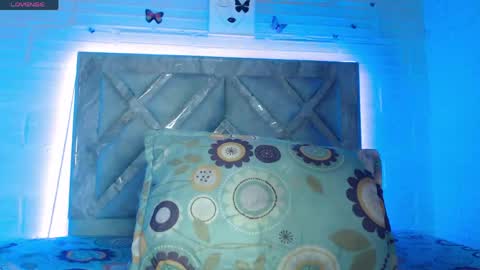 Snapshot of tami_vega chatting on 05-25-26, 11:27 Tamy Vega online show from 05-25-26, 11:27
