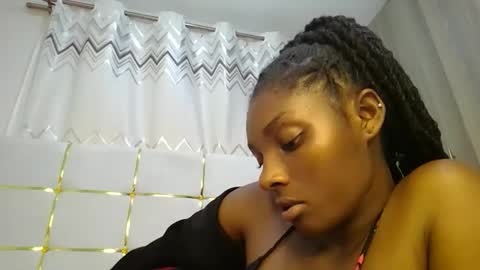 Snapshot of tamia538235 chatting on 01-29-25, 03:54 tamia online show from 01-29-25, 03:54