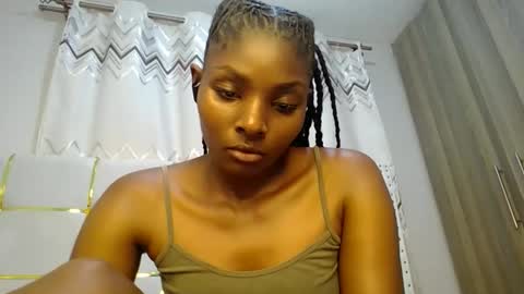 Snapshot of tamia538235 chatting on 02-05-25, 12:53 tamia online show from 02-05-25, 12:53