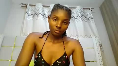 Snapshot of tamia538235 chatting on 03-02-25, 02:51 tamia online show from 03-02-25, 02:51