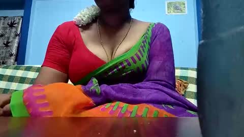 Snapshot of tamilmadhi520 chatting on 05-05-26, 05:54 tamilmadhi520 online show from 05-05-26, 05:54