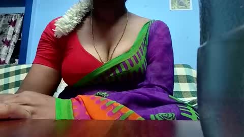 Snapshot of tamilmadhi520 chatting on 05-24-26, 06:13 tamilmadhi520 online show from 05-24-26, 06:13