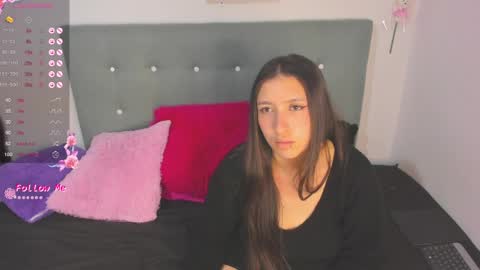 Snapshot of tammy_moon09_ chatting on 04-27-26, 06:33 Tammy3 online show from 04-27-26, 06:33