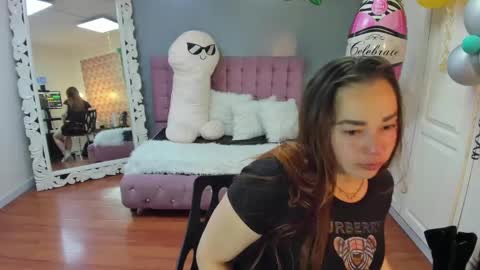 Tammara  online show from 10-01-25, 03:01