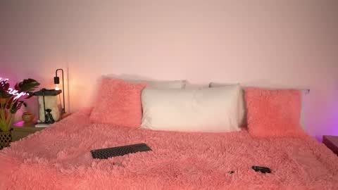 Tamy online show from 11-28-25, 12:13