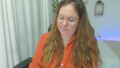 Snapshot of tamy_shine87 chatting on 12-05-24, 06:43 Im Samy online show from 12-05-24, 06:43