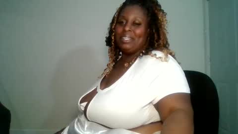 Snapshot of tamyajay chatting on 02-06-25, 03:20 Tamya Jay online show from 02-06-25, 03:20