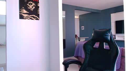 Aytana online show from 11-25-25, 01:22