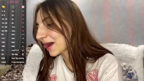 Alice online show from 04-17-26, 04:10