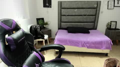 Snapshot of tania_duque chatting on 07-06-26, 04:09 Tania online show from 07-06-26, 04:09