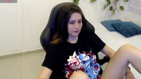 Tania  online show from 01-10-25, 07:54