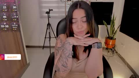 Snapshot of taniavelvet chatting on 09-25-25, 04:43 Tania Velvet online show from 09-25-25, 04:43