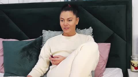 tanyaGrey online show from 01-23-25, 08:15