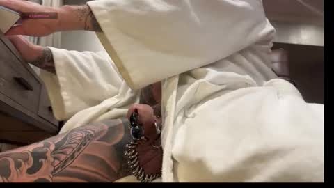 Tank Guy online show from 03-22-26, 09:29