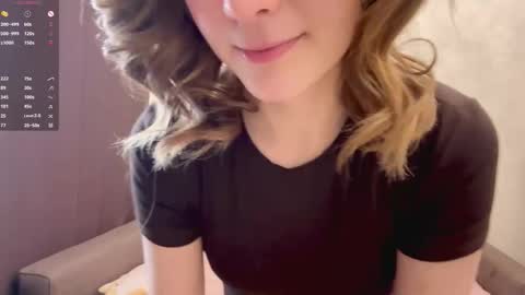 Mia online show from 03-16-26, 05:44