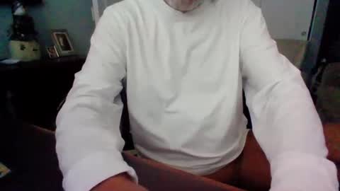 tanoaz54 online show from 11-18-25, 06:23