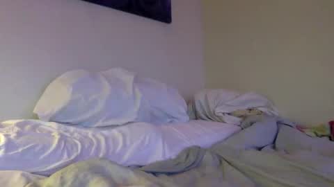 Dr. Love online show from 12-20-25, 01:51