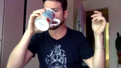 Snapshot of tantrichealing chatting on 06-18-26, 12:42 Dr. Love online show from 06-18-26, 12:42