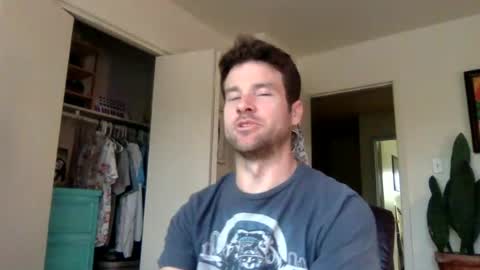 Snapshot of tantrichealing chatting on 07-24-26, 12:41 Dr. Love online show from 07-24-26, 12:41
